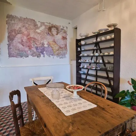 Le Merline Κατάλυμα σε φάρμα Arnasco