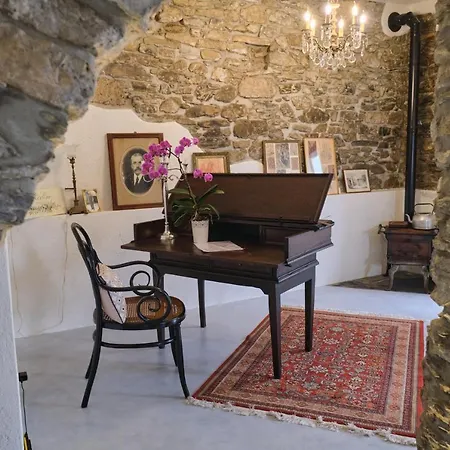 Le Merline Κατάλυμα σε φάρμα Arnasco